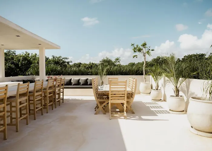 The Grand Compound Pousada